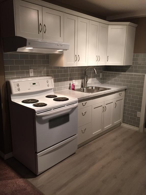 Newly Renovated Basement Suite! Lethbridge Luaran gambar