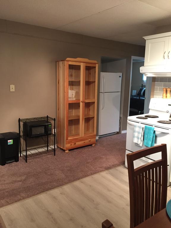 Newly Renovated Basement Suite! Lethbridge Luaran gambar